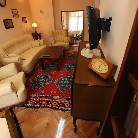 Markale Apartment