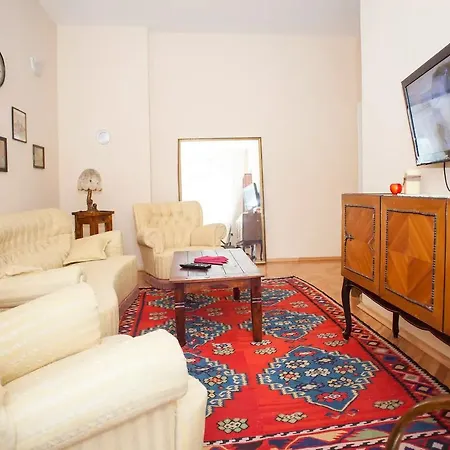 Markale Apartment